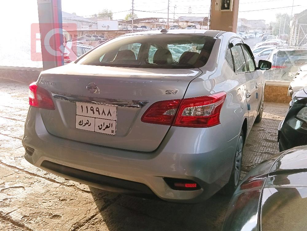 نيسان سنترا